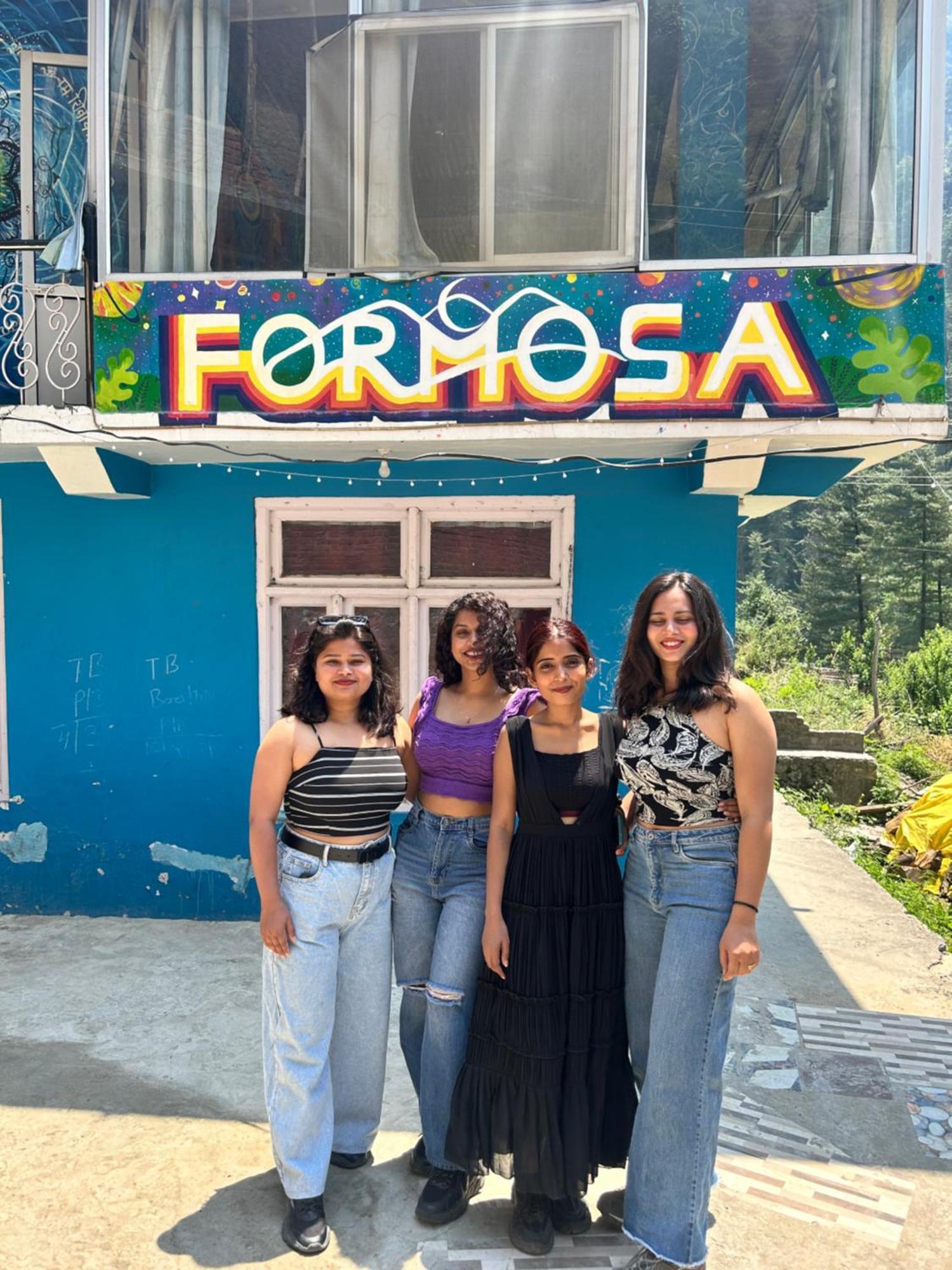 קאסול Formosa Hostel & Cafe מראה חיצוני תמונה