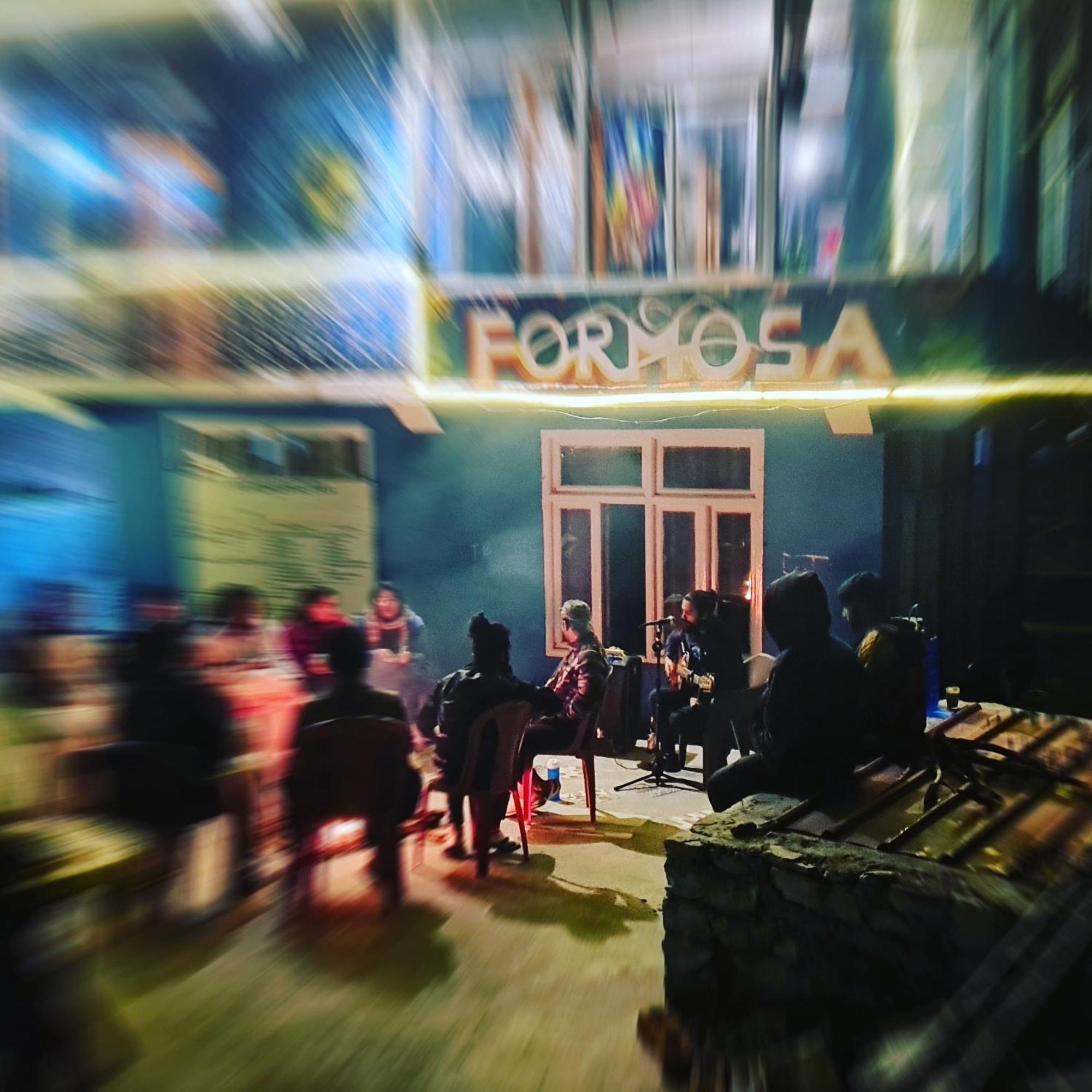 קאסול Formosa Hostel & Cafe מראה חיצוני תמונה